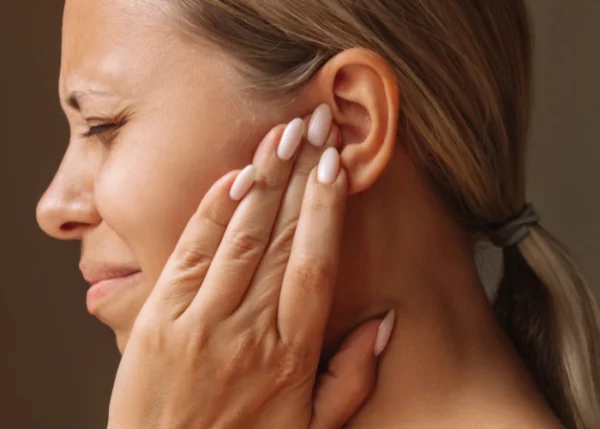itchy ears perimenopause
